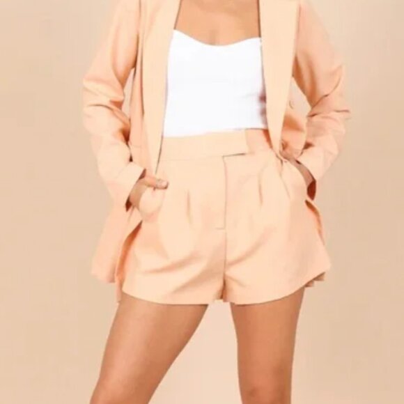 peach tailored shorts - Picture 6 of 6